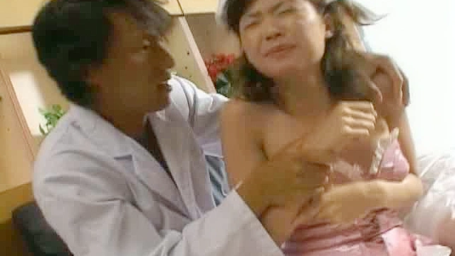 Lovely maid Mai Yamazaki d into Asian blowjob
