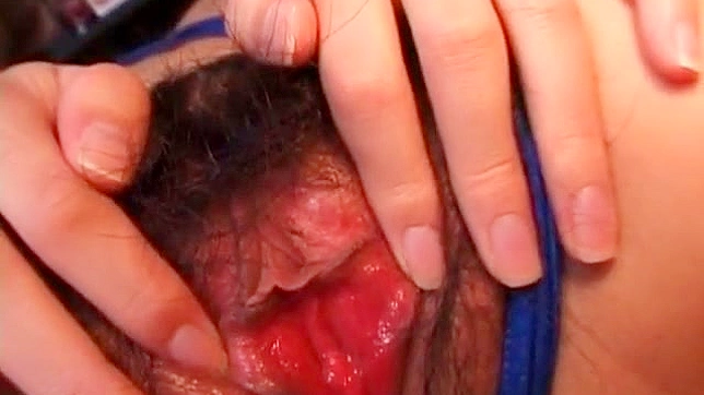 Asian babe reaching orgasm spreads wet snatch