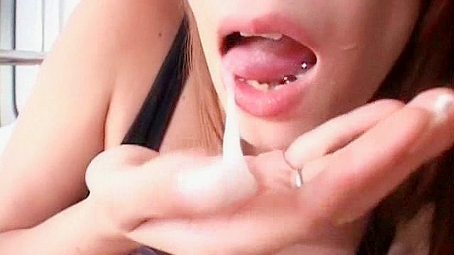 Japonesita Atrevida y Picarona Traga Un Gran Pene