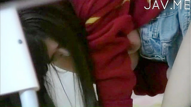 Joven Amateur Masturba Su Vagín Apretado En Cámara