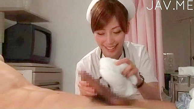 Adora Follar A Enfermera Caliente Con Coño Peludo