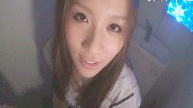 Gordita Caliente Adora Chuparla en el Baño