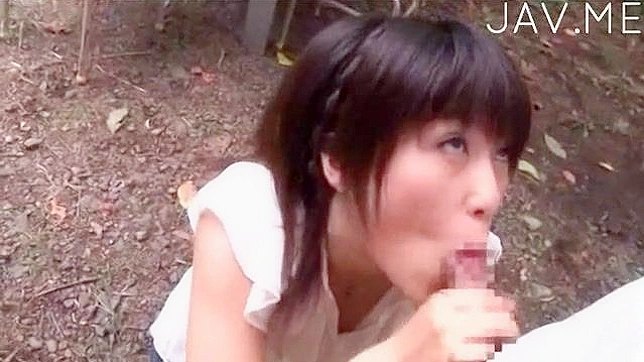 Taladrando Profundo El Tunel Caliente de la Japonesita Bonita