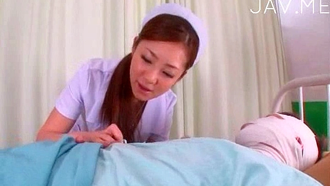 Nena Muestra Su Coñito Jugoso y se Frota Encima
