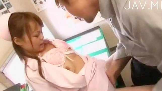Enfermera Japonesita Dulce Comparte Su Cuerpo Ardiendo En Calor Sexual