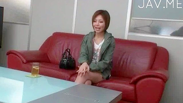 Asia Amateur es seducida para compartir su precioso cuerpo