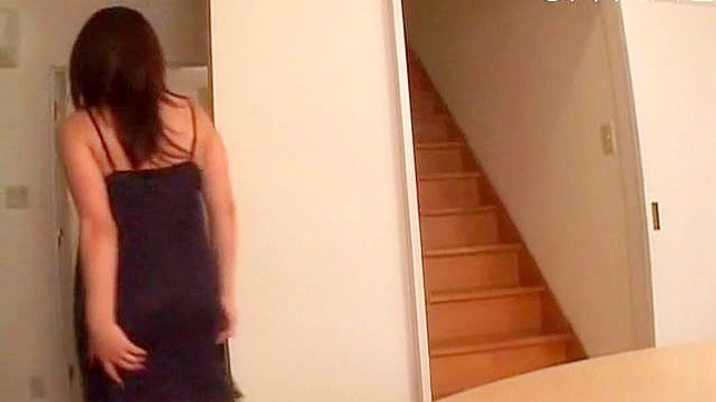 Linda asiática sorprende con succionadora de verga salvaje