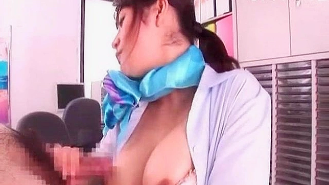 Folleto Ruidoso para Hermosa Asia Encantadora