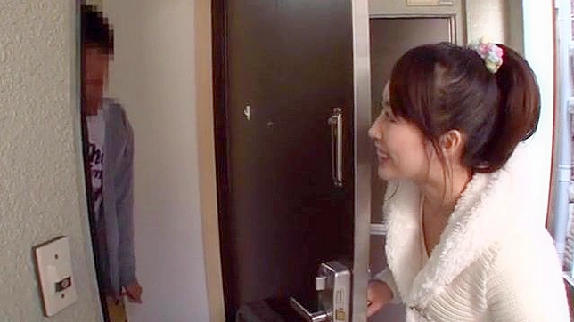 Video Sexual Casero de Acción de Gracias con Mau Morikawa