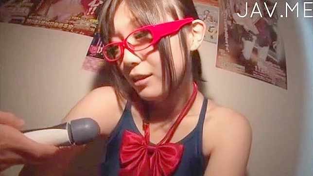 Amateur Neaventoso Adora Jugar con Juguetes Sexuales