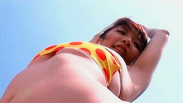 Dulce Cachonda Con Grandes Tetas En Fotos Al Aire Libre