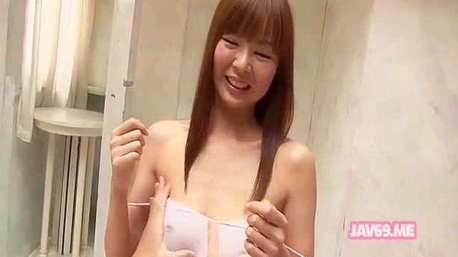 Amateur Delicioso Cachondeándose Con Los Dedos