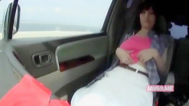 Novato comienza masturbándose