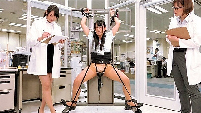 Electric shock for a short girl with glasses! Sexology experiment for japan whore