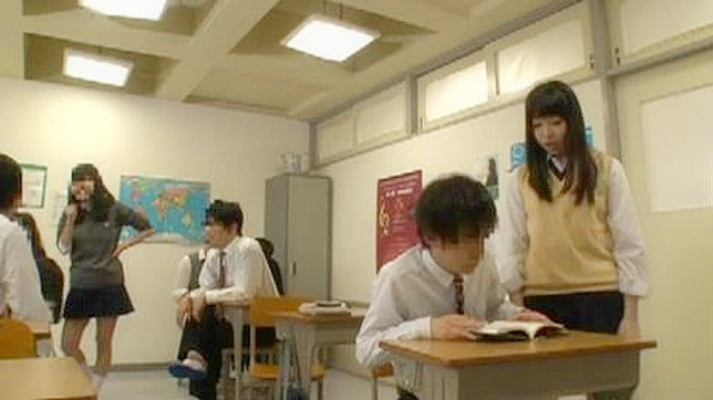 Strange Comfort in the Toilet with Good Willing Schoolgirls