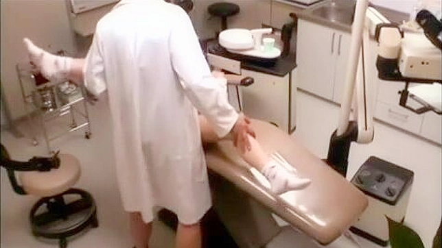 Outrageous! Kinky MD Deviantly Exploitation Unconscious Teen during Private Exam
