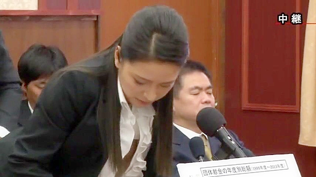 Debate Deception - Oriental City Hall Females get used while discussing