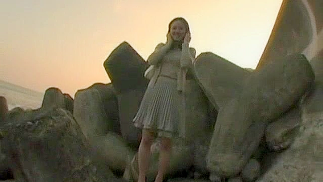 Wild Japanese Girl in Public JAV - Exotic Solo Female Scene
