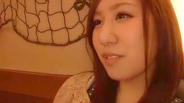 Japanese Babe Kaede Mizumoto in Explosive Blowjob/Fera Scene